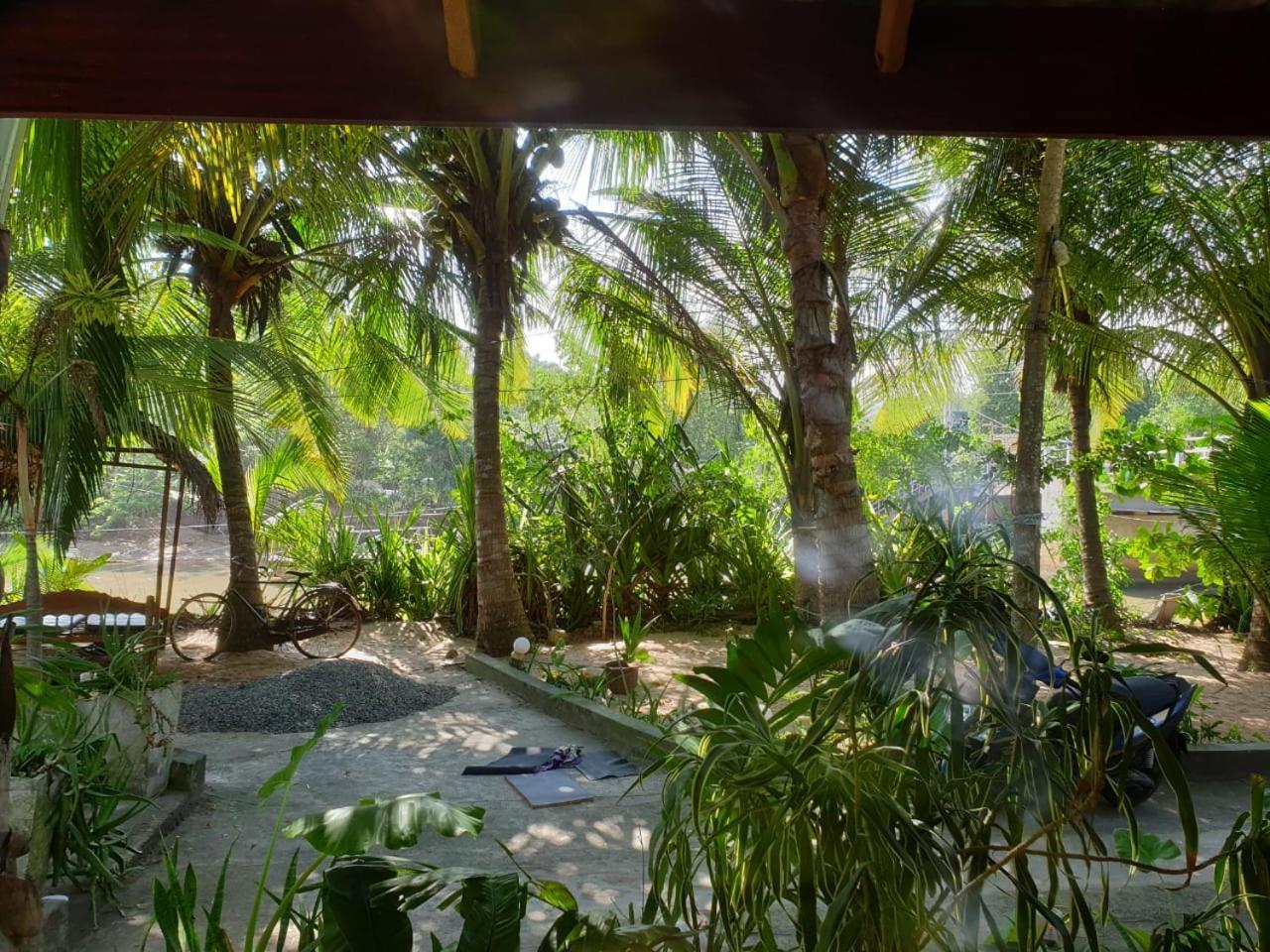 Gems Garden Guest House Tangalle Exterior foto