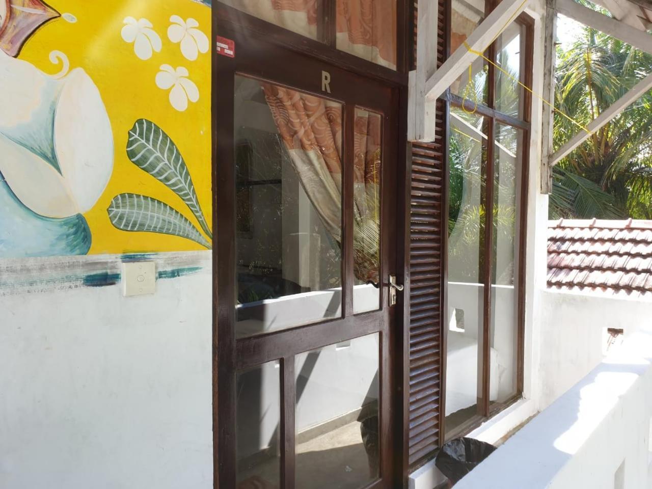 Gems Garden Guest House Tangalle Exterior foto