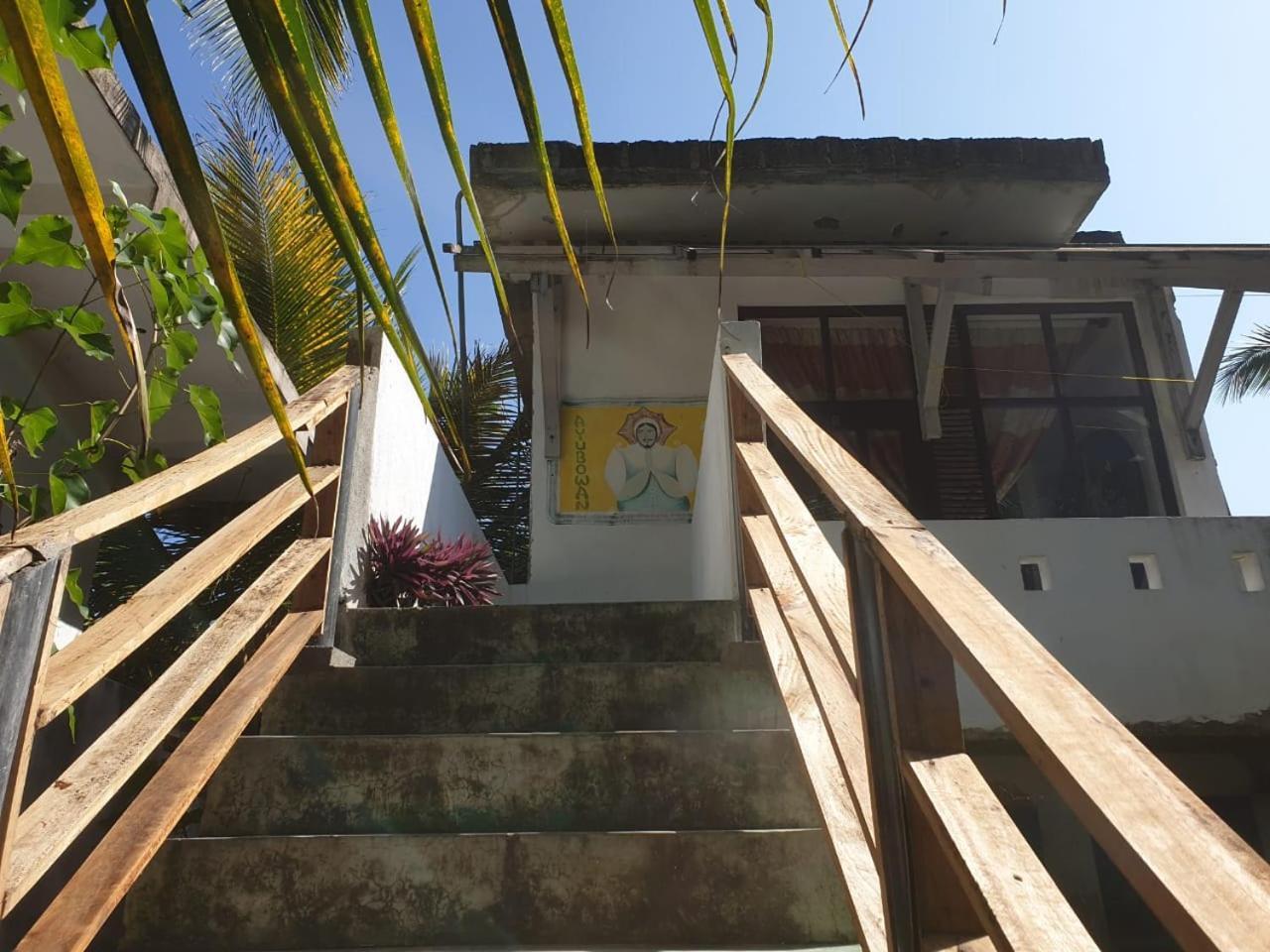 Gems Garden Guest House Tangalle Exterior foto