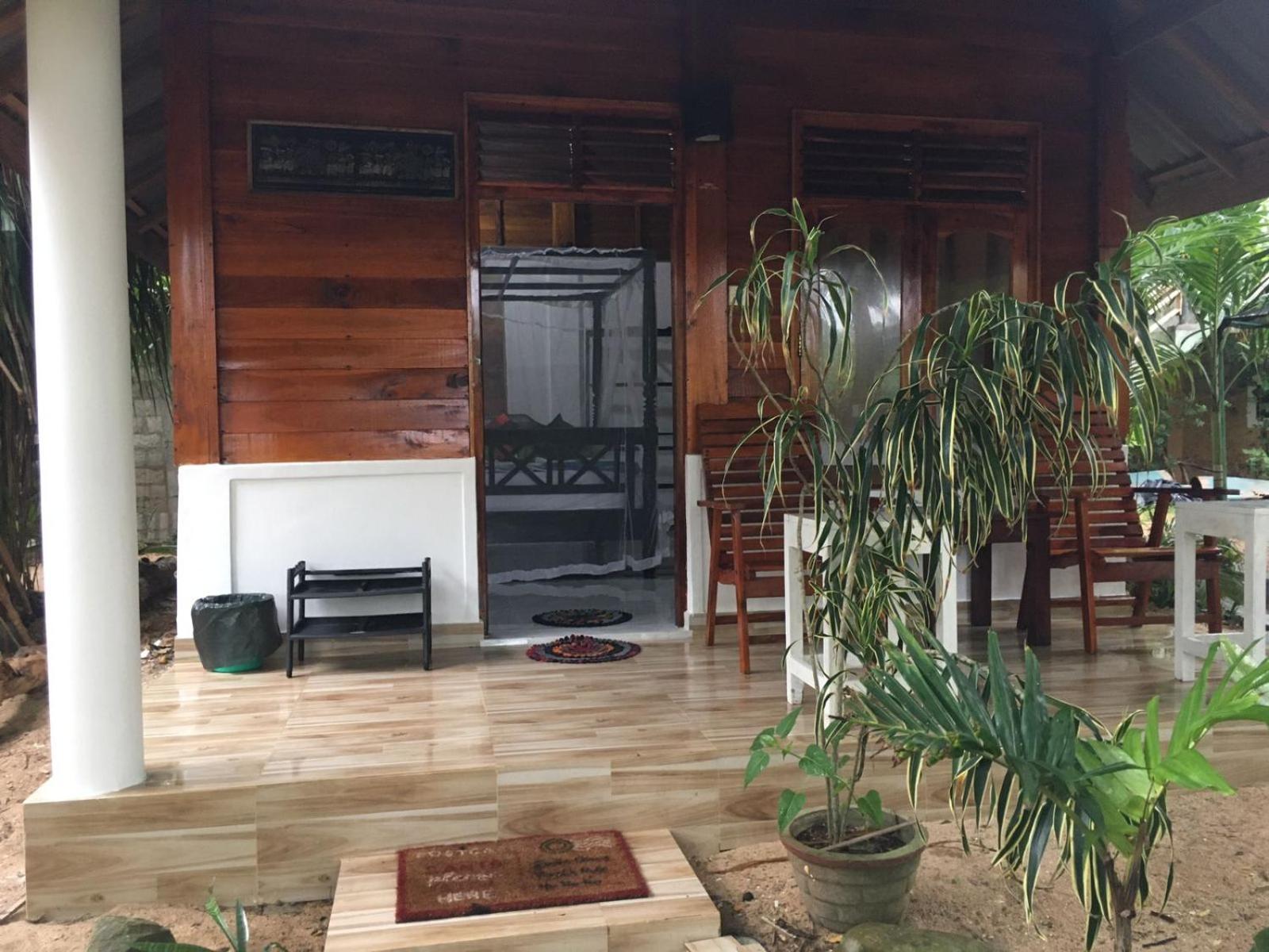 Gems Garden Guest House Tangalle Exterior foto
